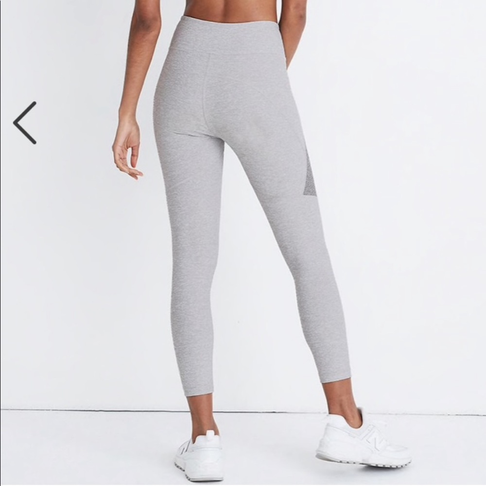 Outdoor Voices Warmup grey color block legging XL - Picture 3 of 8